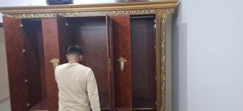 نجارة أي عمل في أي وقت اتصل بي