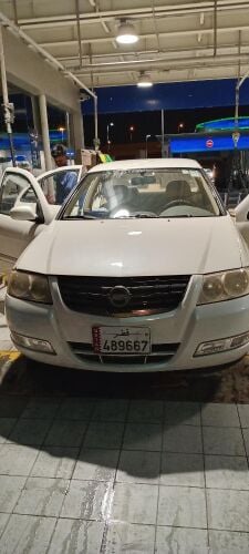 Nissan sunny 2012