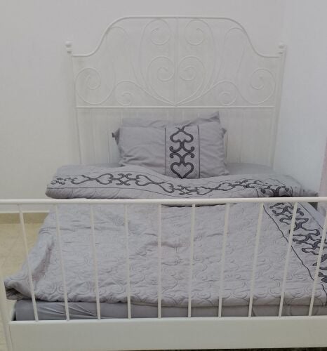 سرير عدد ٢