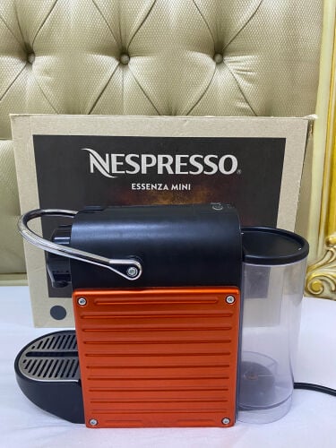 Nespresso Pixie coffee machine