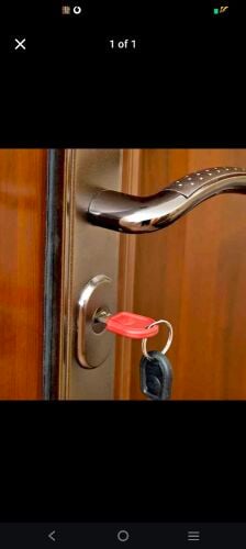 تركيب وصيانة الأبواب والاقفال وفت