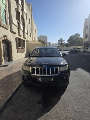 Grand Cherokee Laredo 2013
