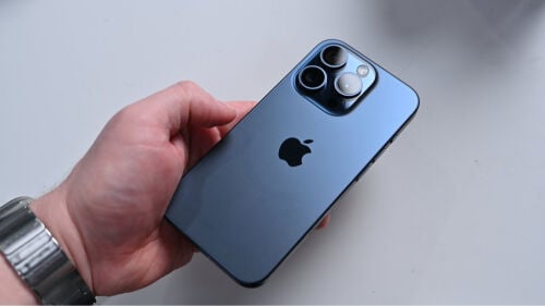 IPHONE 15 PRO (water pack) 