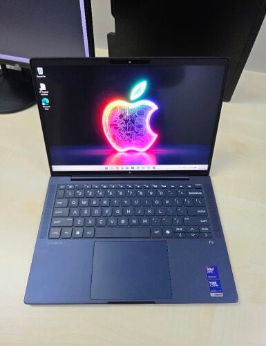 HP Elitebook Ultra 7 32GB 1TB 14"WU