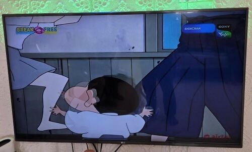 LG 3D TV 55" FOR SALE 6 3D GLASS