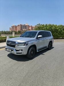 Toyota Land Cruiser GXR V8  2016
