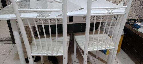 white dining table 4 chairs