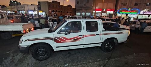 Nissan pickup2003