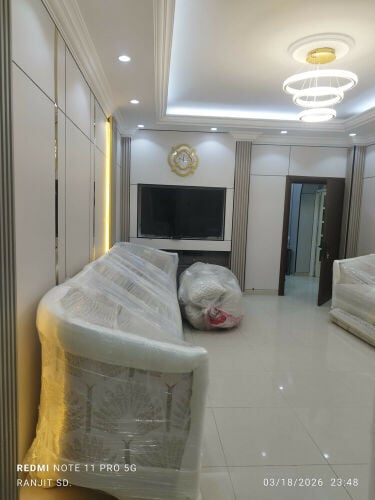  نقدم ديكورات منزلية ومكتبية من 