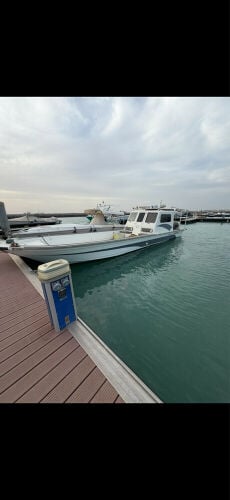 للبيع طراد 41 قدم مكاين 600