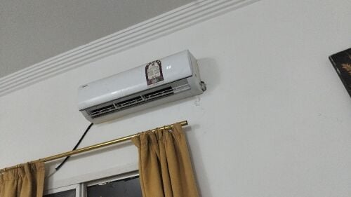 للبيع