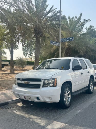 للبيع تاهو بحالة ممتازه 
