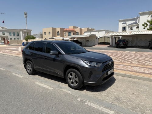 تويوتا راف ٤ للبيع