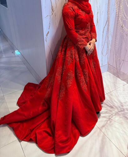 Stunning Ball gown 