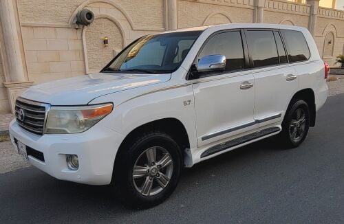 Toyota Land Cruiser VXR V8 2014