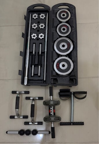 dumbbell and barbell 