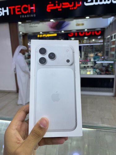 iPhone 17 pro max 