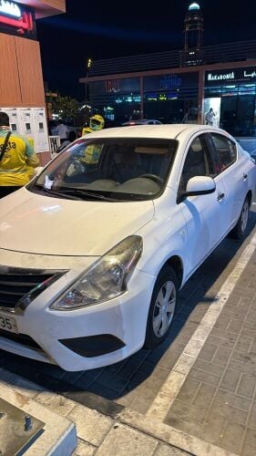Nissan sunny 2019