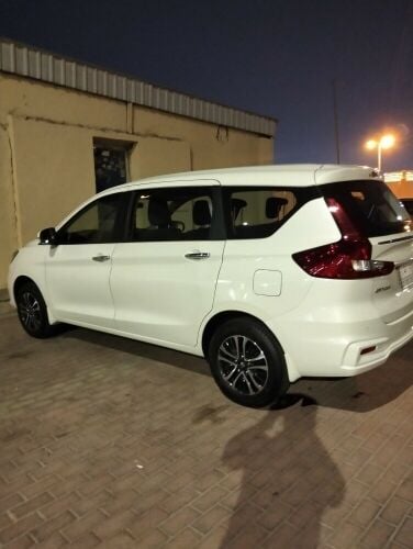 Suzuki Ertiga GLX 2025.