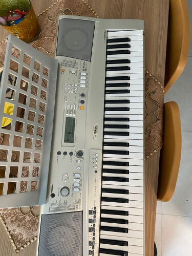 Yamaha A300 keyboard
