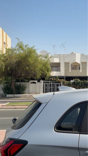 فيلا في مدينة خليفه الجنوبيه على الشارع العام 