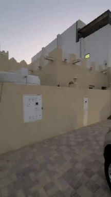 للايجار او للبيع ب الرويس