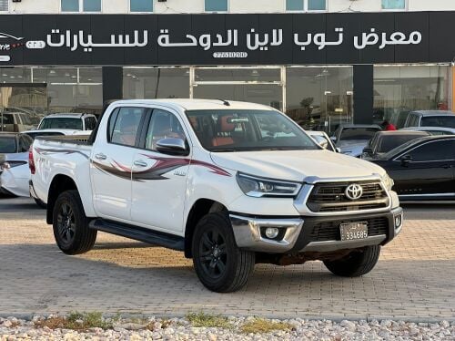 هايلوكس٢٣ بترول دفع رباعي رقم ١