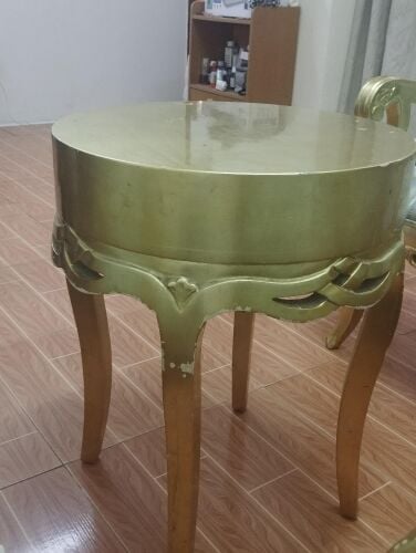 5 chair and 1 table set