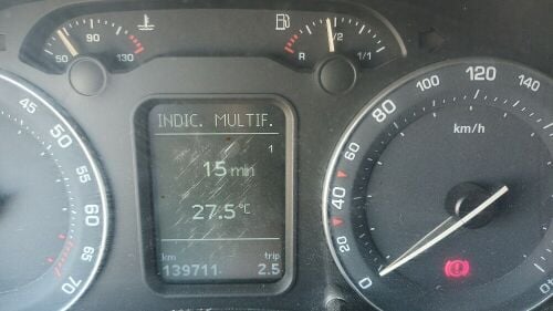 سكودا بحالة جيدة.وهذا رقم الهاتف. 33698156//50258876