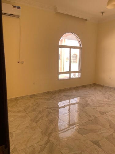شقق للعائلات بعين خالد غرفة وصالة