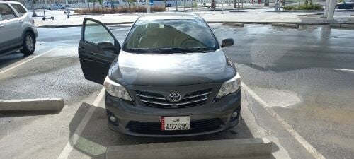 Toyota corolla 2011 fo sale.