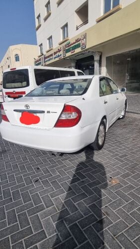 كامري موديل الفين واربعة