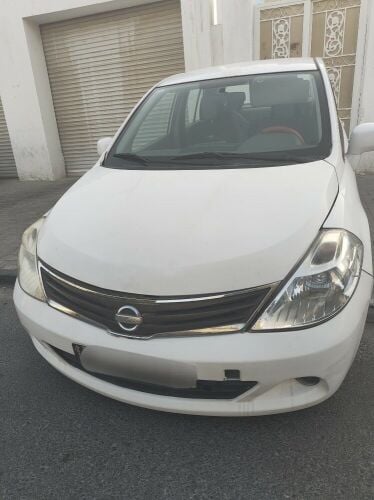 Nissan tiida 2011 model 1.8L