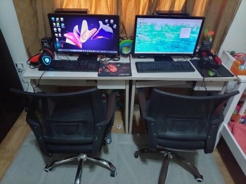 2 PC Lenovo with Chair&carpet