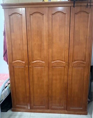  cabinet and Bedside table