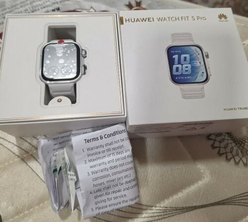 Huawei Fit 5 pro brand new.box opn