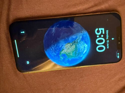 ايفون 12+