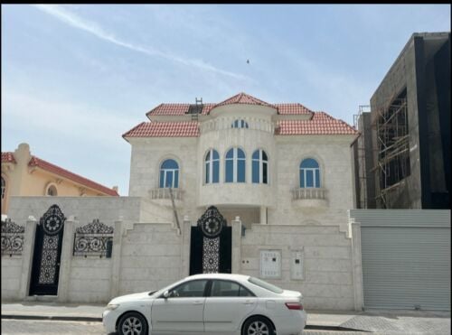 للبيع فيلا في الدحيل ممتاز