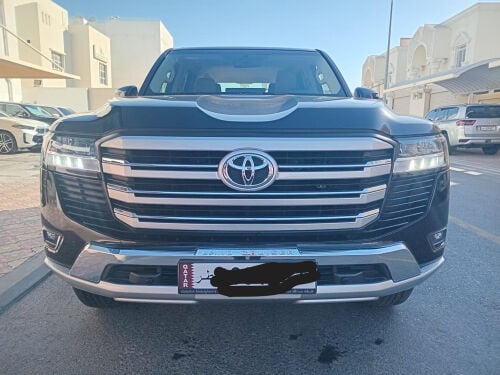 Land Cruiser GXR twin turbo