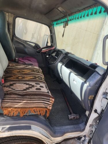 Mitsubishi canter