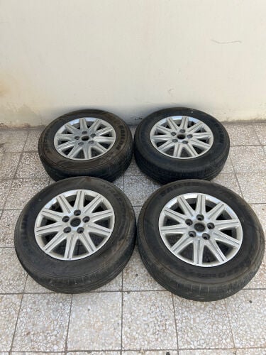 Toyota Camry Rims and wheels 