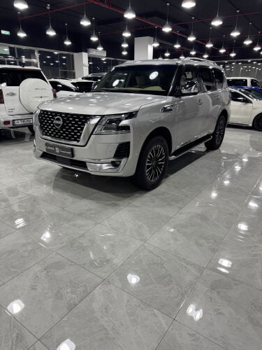 نيسان 2017