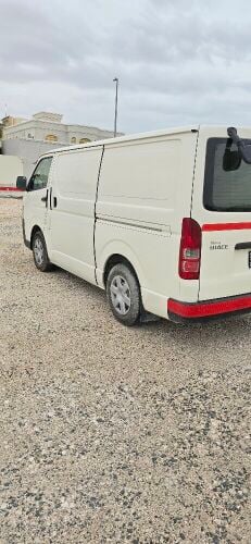 Toyota HiAce Cargo