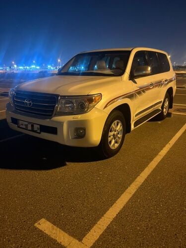Land Cruiser GXR V8 2013