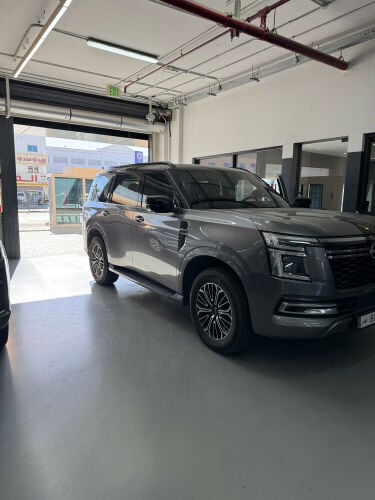 platinum Nissan patrol 2025 