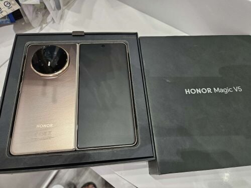 honor magic V5 gold