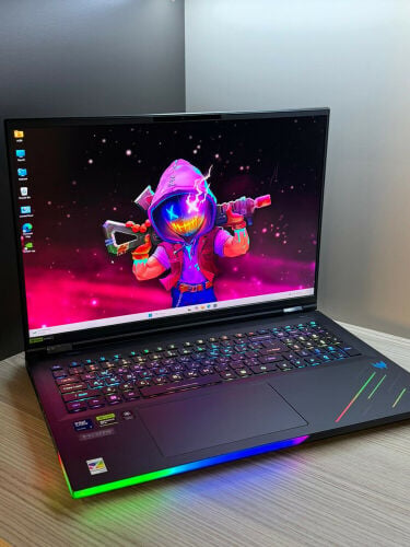 Acer Predator Helios 18 (2025)