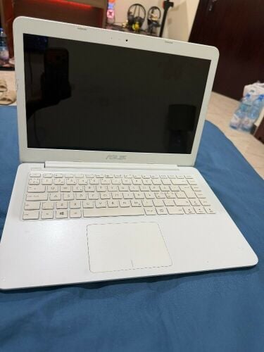 Asus R417Sa Laptop for sale 512GB