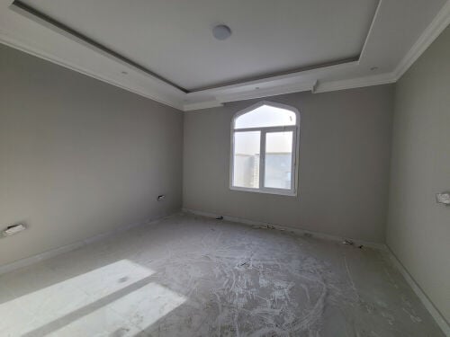 للبيع بيت بالخور 1344 متر