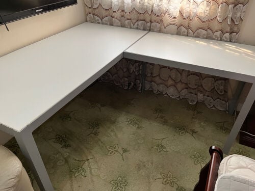 L- Shape corner desk 